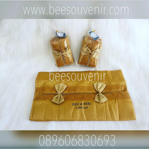 Tempat Tisu Satin Renda Tempat Tisu Satin Renda